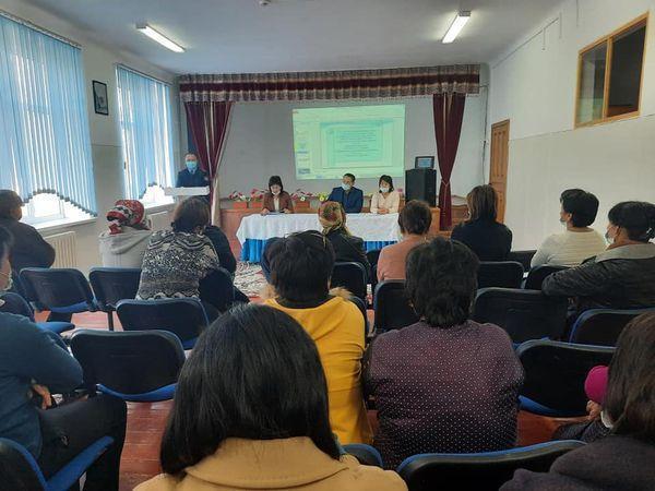 "Балалардың өмір қауіпсіздігі басты назарда " тақырыбында жиналыс.