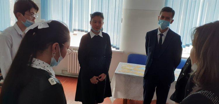 «Мың мамандық бәрі бар, Таңдап, талғап, бірін ал! »