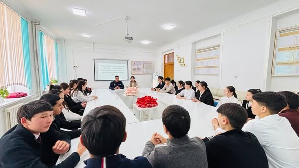 29 қаңтар  күні 9-11 сынып білім алушылары арасында  «ДосболLIKE» – буллингтің алдын алу бағдарламасы аясында «Буллингтен қорған!» жобасы бойынша «Жасөспірімдер арасында зорлық-зомбылық, қысым көрсету әлімжеттік пен бопсалаудың алдын алу»  тақырыбынд